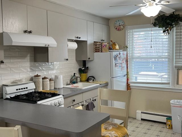 3 Pailet Dr 7, Chelmsford, MA 01863