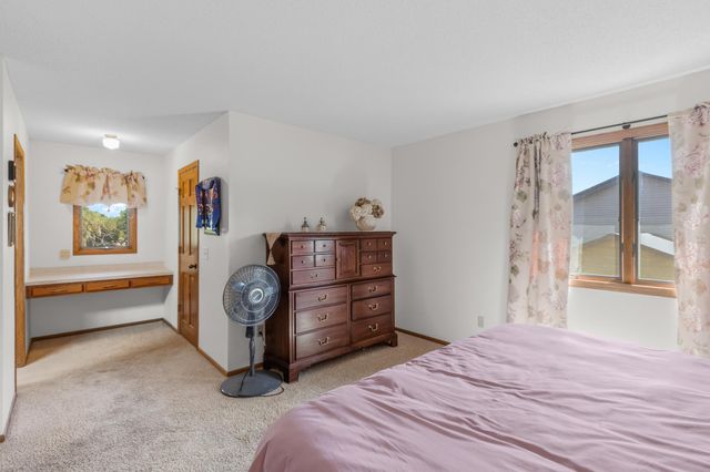 5590 Brickstone Court, Shoreview, MN 55126