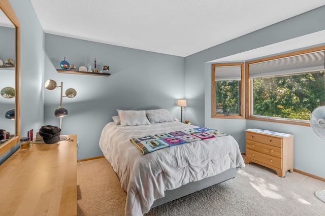 5590 Brickstone Court, Shoreview, MN 55126