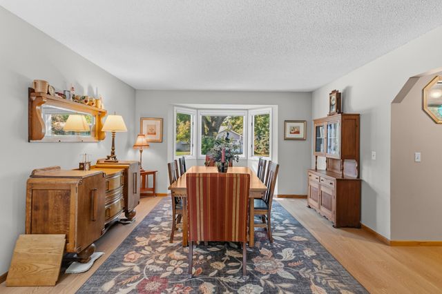 5590 Brickstone Court, Shoreview, MN 55126