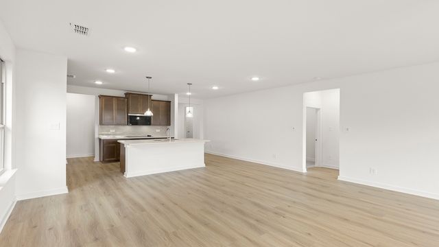1645 Elle Lane, Aubrey, TX 76227