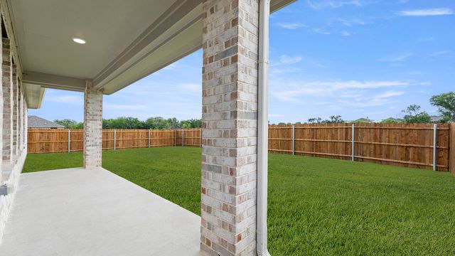 1645 Elle Lane, Aubrey, TX 76227