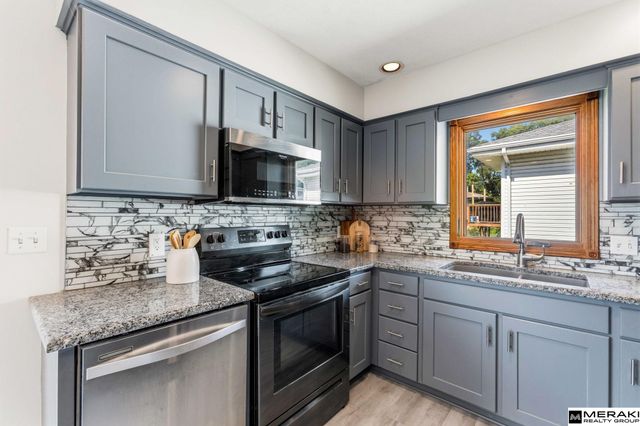9441 Miami Street, Omaha, NE 68134