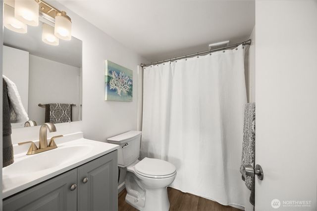 8132 208th Place SW, Edmonds, WA 98026