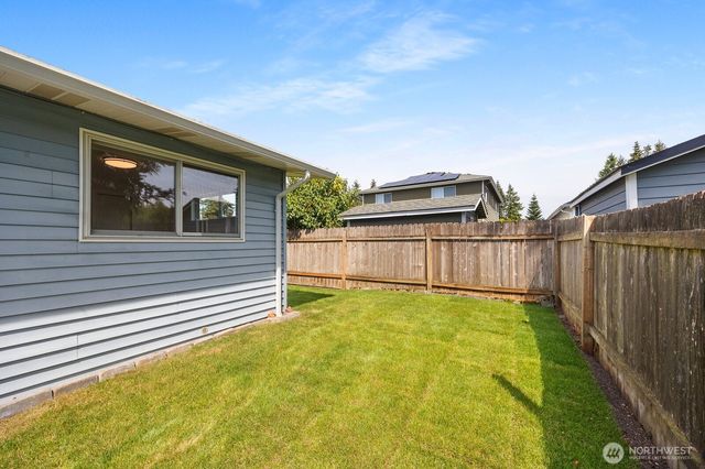 8132 208th Place SW, Edmonds, WA 98026