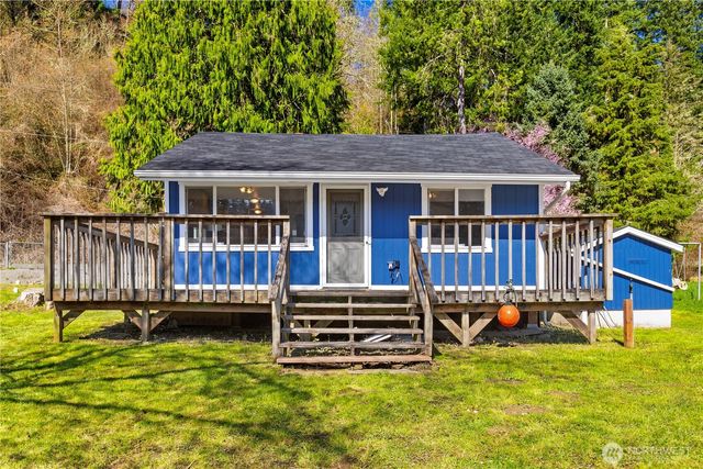 39201 Orville Road E, Eatonville, WA 98328