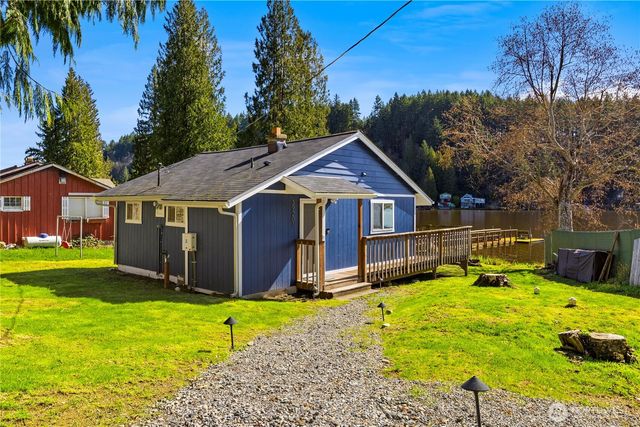 39201 Orville Road E, Eatonville, WA 98328
