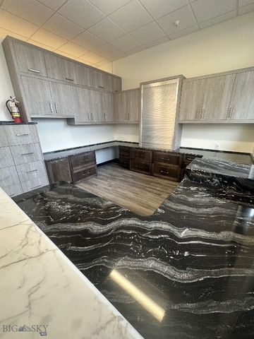 2320 W Main Street 4, Bozeman, MT 59718