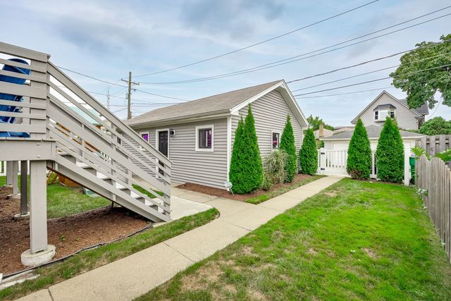 7642 Adams Street, Forest Park, IL 60130