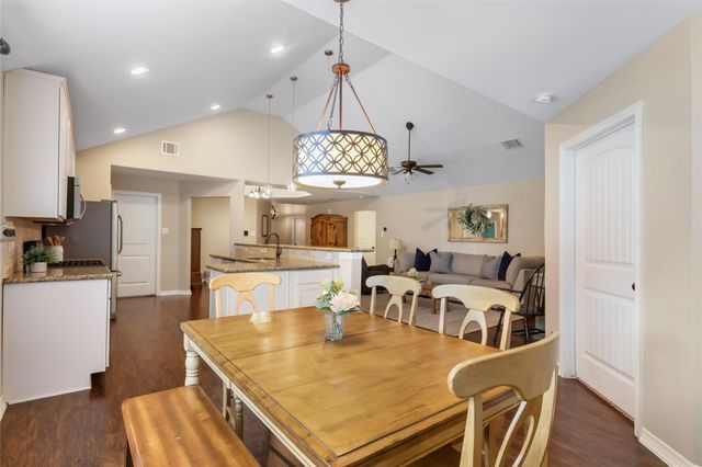 735 Broad Ripple Drive, Houston, TX 77336