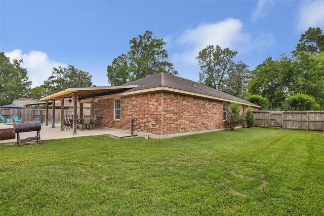 735 Broad Ripple Drive, Houston, TX 77336