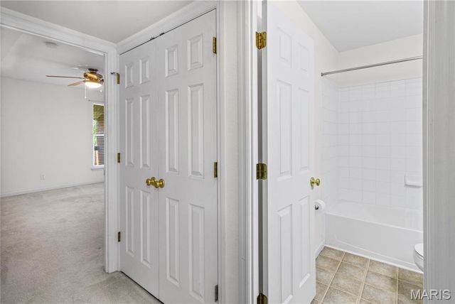 1984 Green Glen Drive 301, Kirkwood, MO 63122