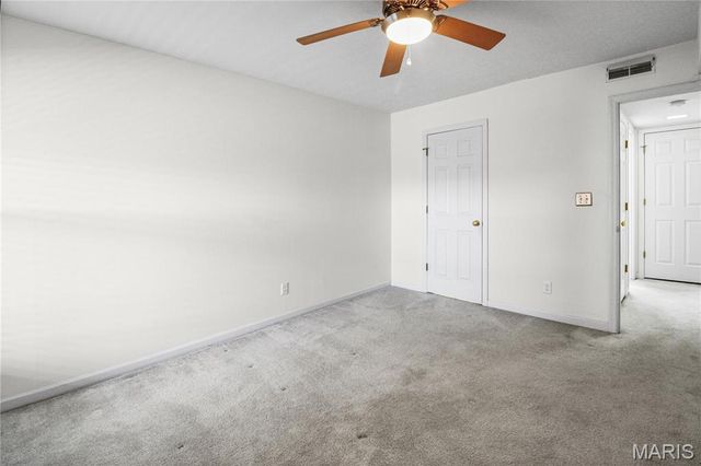 1984 Green Glen Drive 301, Kirkwood, MO 63122