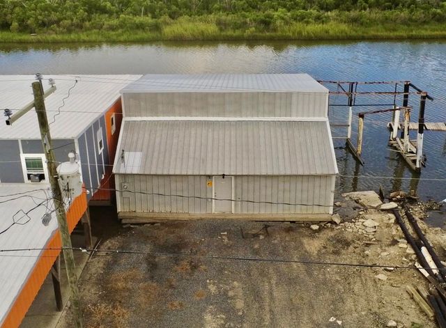 1125 Four Point Rd, Dulac, LA 70353