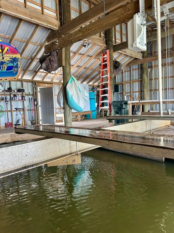 1125 Four Point Rd, Dulac, LA 70353