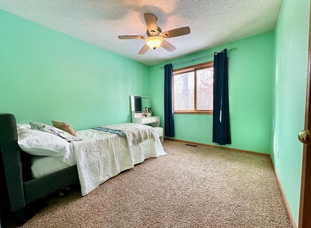 23582 Eidelweiss Street NW, Saint Francis, MN 55070