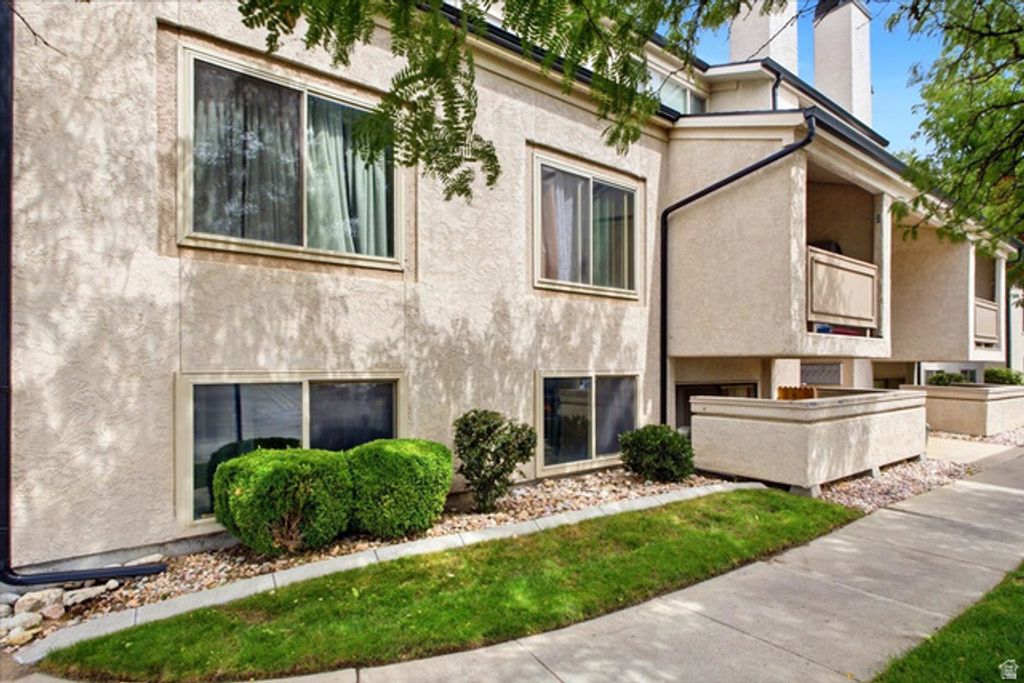 945 E CREEK HILL LN #10, Midvale, UT 84047 — exterior