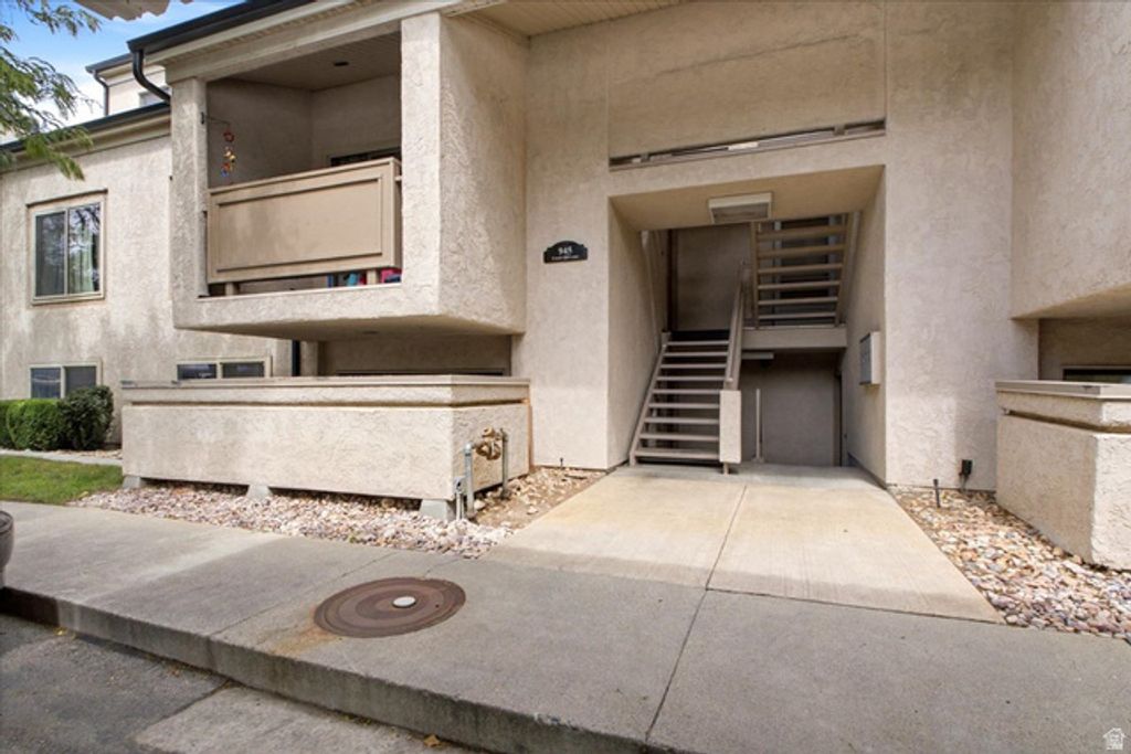 945 E CREEK HILL LN #10, Midvale, UT 84047 — photo 2