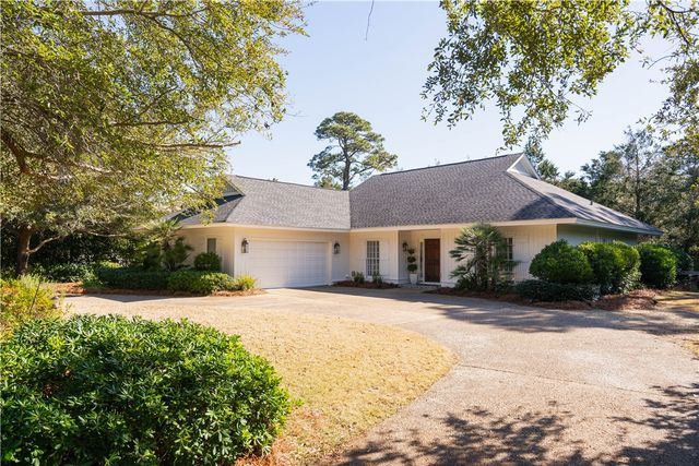 105 Biltmore, St Simons Island, GA 31522