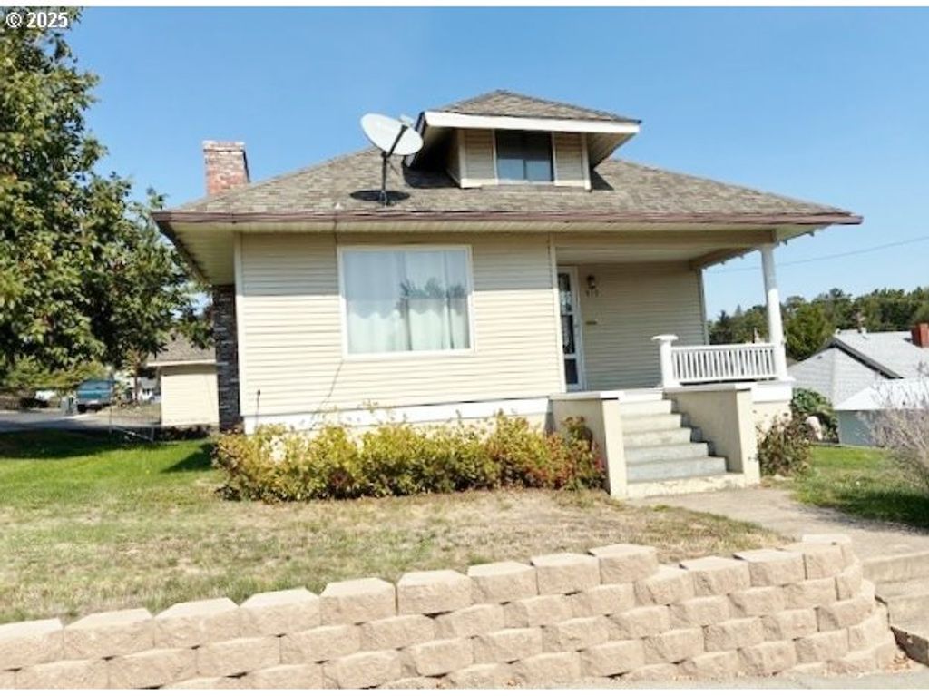 913 Nw ELLIS Ave, Pendleton, OR 97801