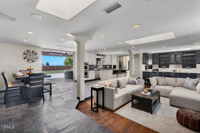 3181 Goldenspur Drive, Camarillo, CA 93010