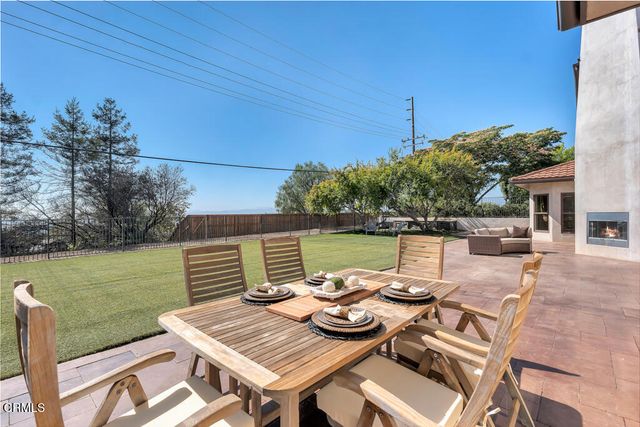3181 Goldenspur Drive, Camarillo, CA 93010