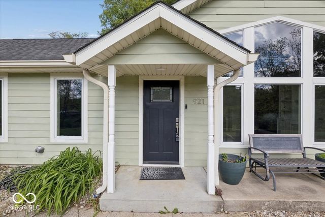 921 E Main Street, Greenfield, IN 46140