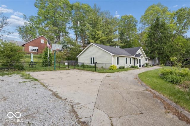 921 E Main Street, Greenfield, IN 46140