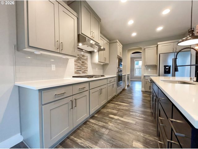 11712 Nw 15TH Ave, Vancouver, WA 98685