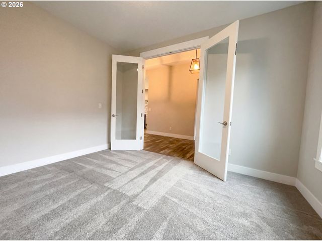 11712 Nw 15TH Ave, Vancouver, WA 98685