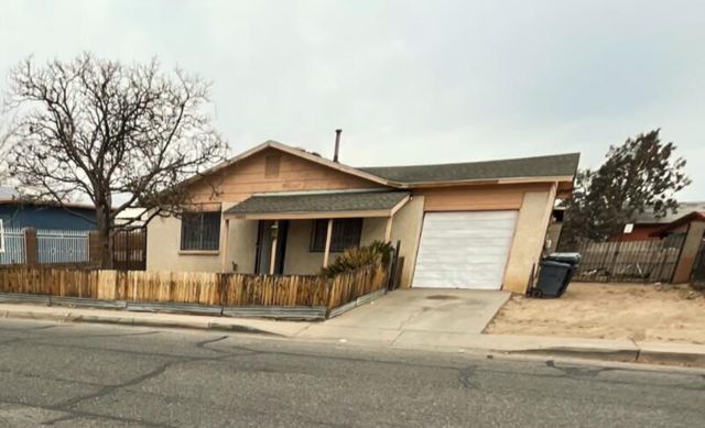 10203 Del Rey Road SW, Albuquerque, NM 87121