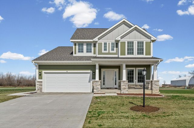 4 Foxtrot Lane, Monticello, IL 61856