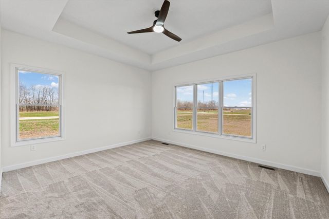 4 Foxtrot Lane, Monticello, IL 61856