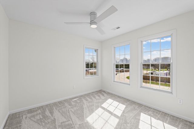 4 Foxtrot Lane, Monticello, IL 61856