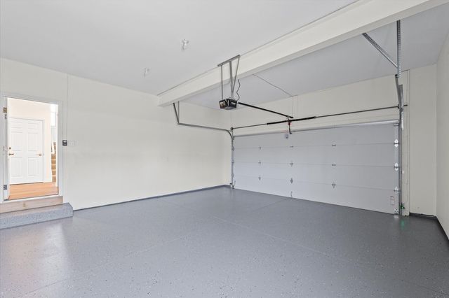 4 Foxtrot Lane, Monticello, IL 61856