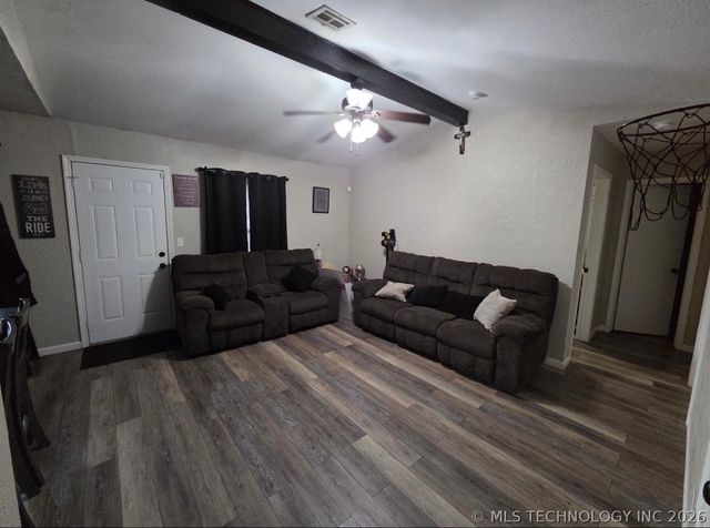 16619 E Admiral Boulevard, Tulsa, OK 74116