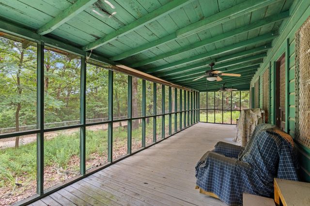 110 Lake Front Court, Pottsboro, TX 75076