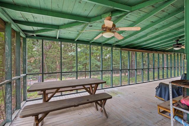 110 Lake Front Court, Pottsboro, TX 75076