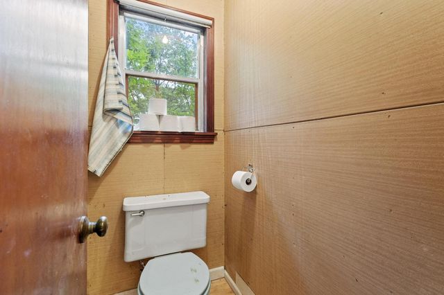 110 Lake Front Court, Pottsboro, TX 75076