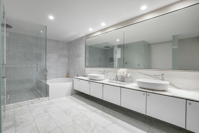 10203 Collins Avenue 801, Bal Harbour, FL 33154