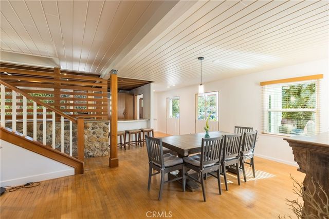 2305 Sugarloaf Drive, Agoura Hills, CA 91301