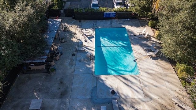 2305 Sugarloaf Drive, Agoura Hills, CA 91301