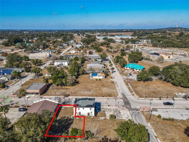 LINCOLN AVENUE W, Lake Wales, FL 33853
