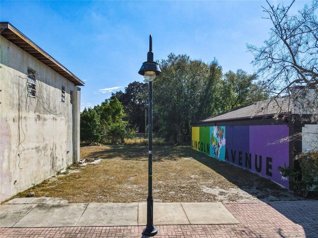 LINCOLN AVENUE W, Lake Wales, FL 33853