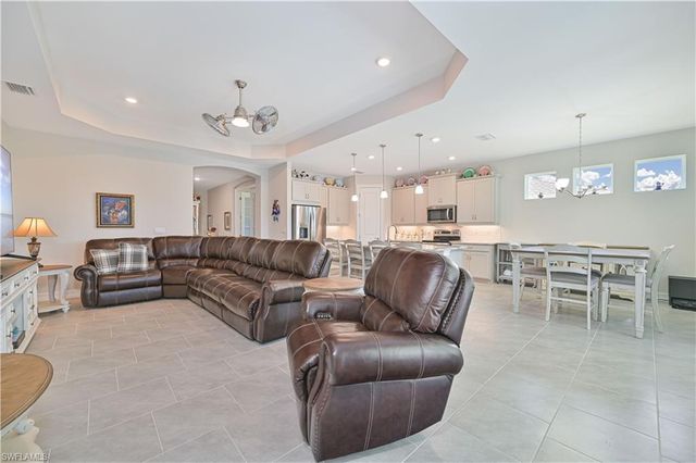 18237 Everson Miles CIR, North Fort Myers, FL 33917
