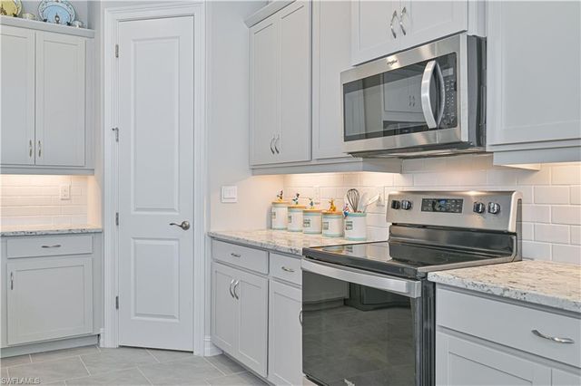 18237 Everson Miles CIR, North Fort Myers, FL 33917