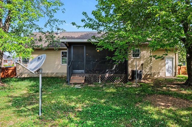 2500 Park Green Ln, Old Hickory, TN 37138