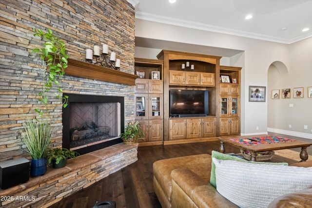 34157 N MIRAGE Court, San Tan Valley, AZ 85144