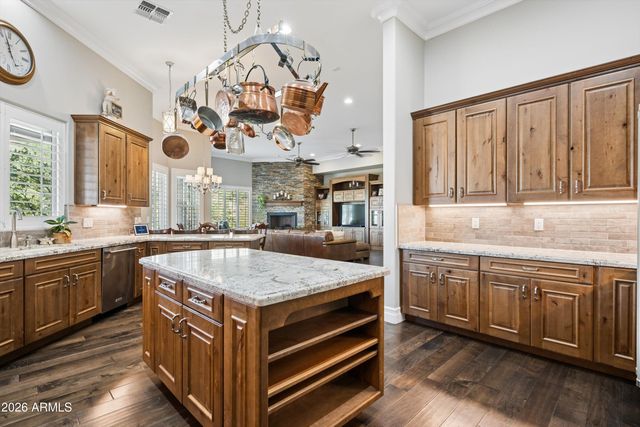 34157 N MIRAGE Court, San Tan Valley, AZ 85144