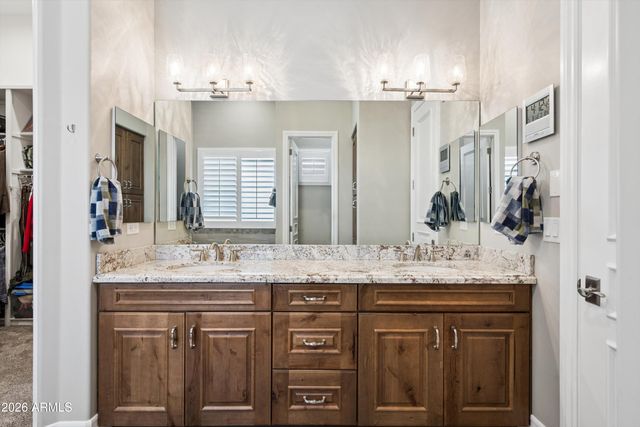 34157 N MIRAGE Court, San Tan Valley, AZ 85144